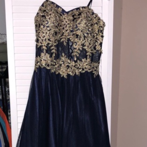 Prom Dress - Picture 3 of 3